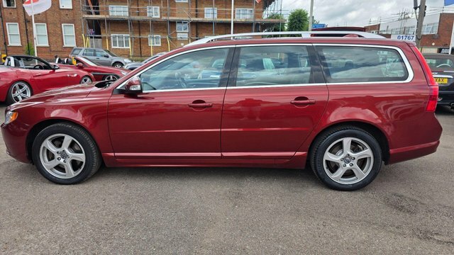Volvo V70 2.0 D3 Se Lux Geartronic Euro 5 Red #6