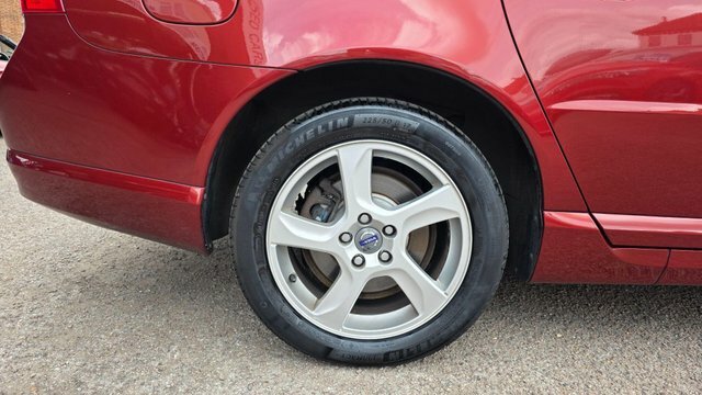 Volvo V70 2.0 T5 Se Estate  #26