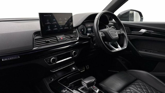Audi Q5 2.0 Tdi 40 Edition 1 Suv S Tronic Quatt ML72XYH Black #4