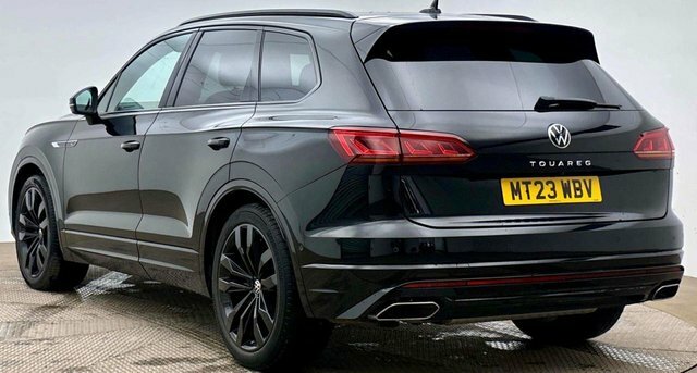 Volkswagen Touareg 3.0 Tdi V6 Black Edition Suv Tiptronic Black #3