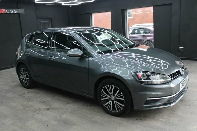Volkswagen Golf 1.6 Tdi Se Nav Hatchback Dsg Euro 6 S CA67UUY Grey #4