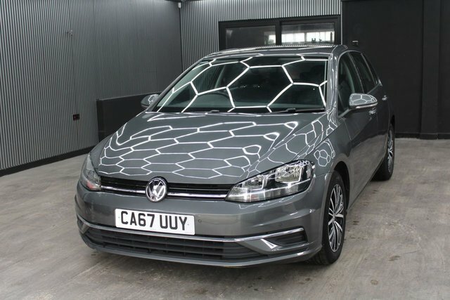 Volkswagen Golf 1.6 Tdi Se Nav Hatchback Dsg Euro 6 S CA67UUY Grey #3