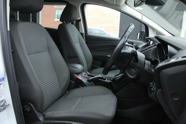 Ford Grand C-Max 1.0 Ecoboost Zetec Red #20