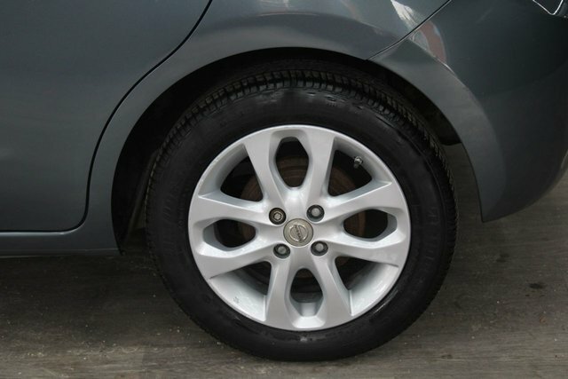 Nissan Micra Hatchback 1.2 Dig-s Tekna 2015 Grey #14