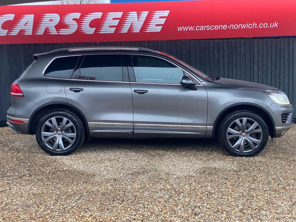 Volkswagen Touareg Suv 3.0 Tdi V6 Bluemotion Tech R-line Tiptronic 4W Grey