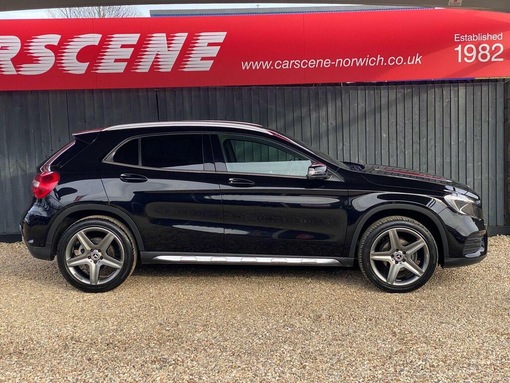 Mercedes-Benz GLA Class Suv 2.1 Gla200d Amg Line 7G-dct Euro 6 Ss Black