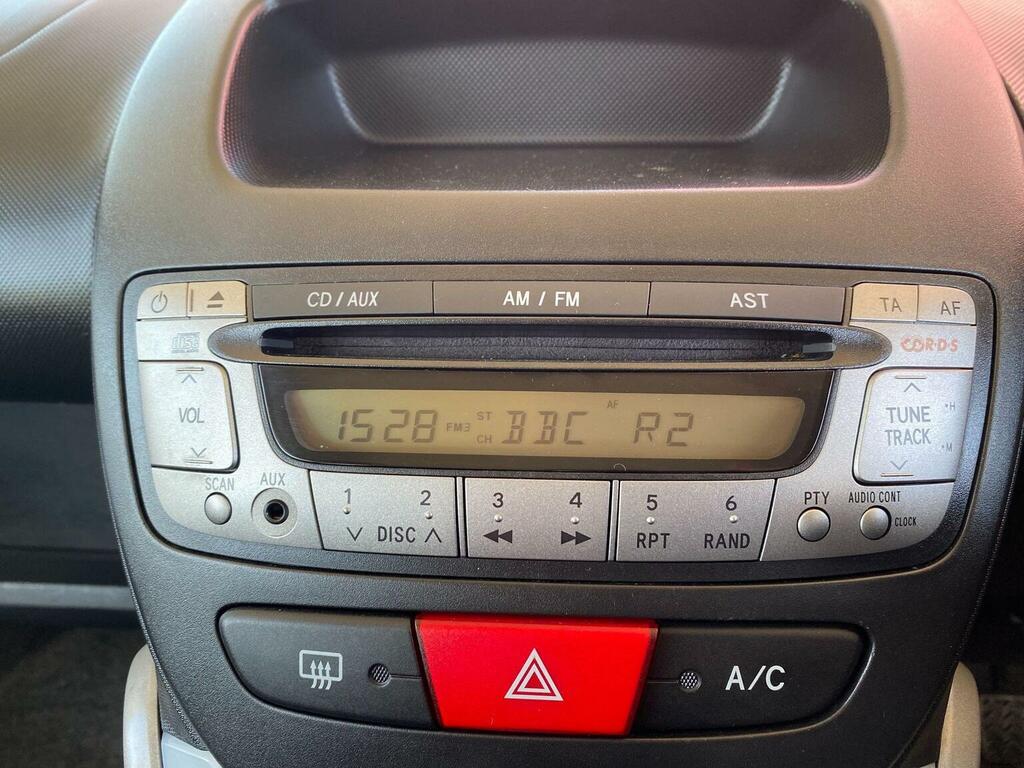 Peugeot 107 Active 1 Grey #19
