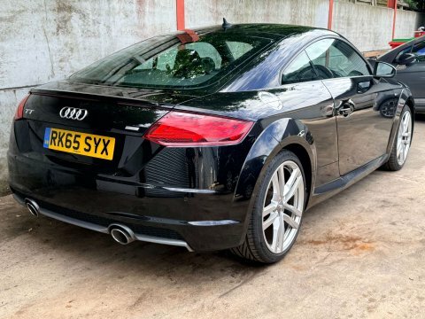 Audi TT 2.0 Tdi Ultra Black #2