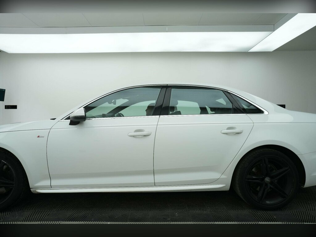 Audi A4 1.4 Tfsi S Line Euro 6 Ss YA67EUF White #4