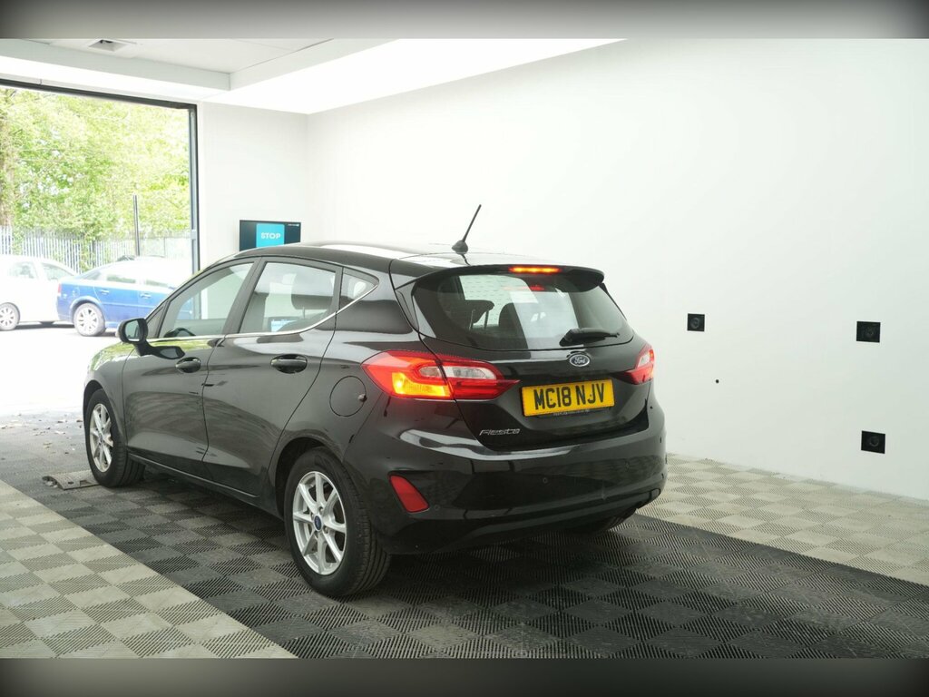 Ford Fiesta 1.1 Ti-vct Zetec Euro 6 Ss MC18NJV Black #3