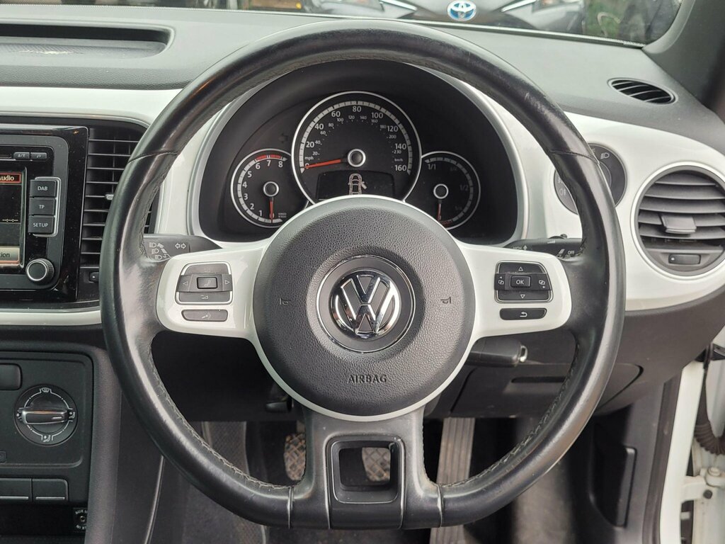Volkswagen Beetle 2.0 Tdi Yellow #12