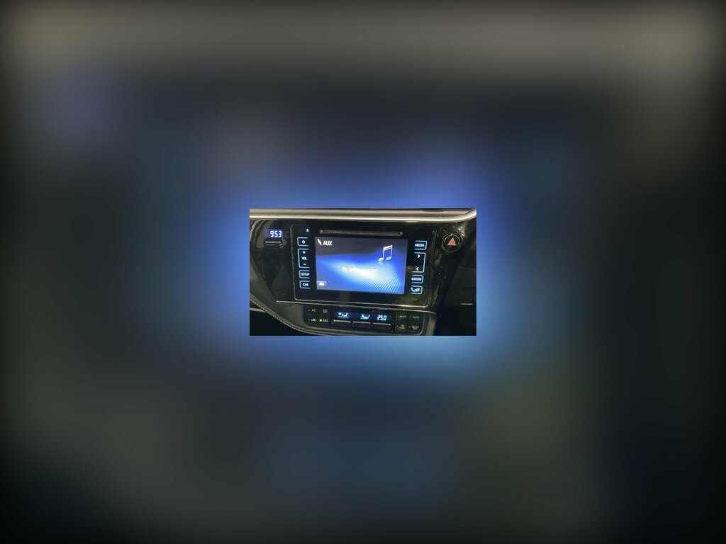 Toyota Auris 1.2 Vvt-i Design Euro 6 Ss Silver #2