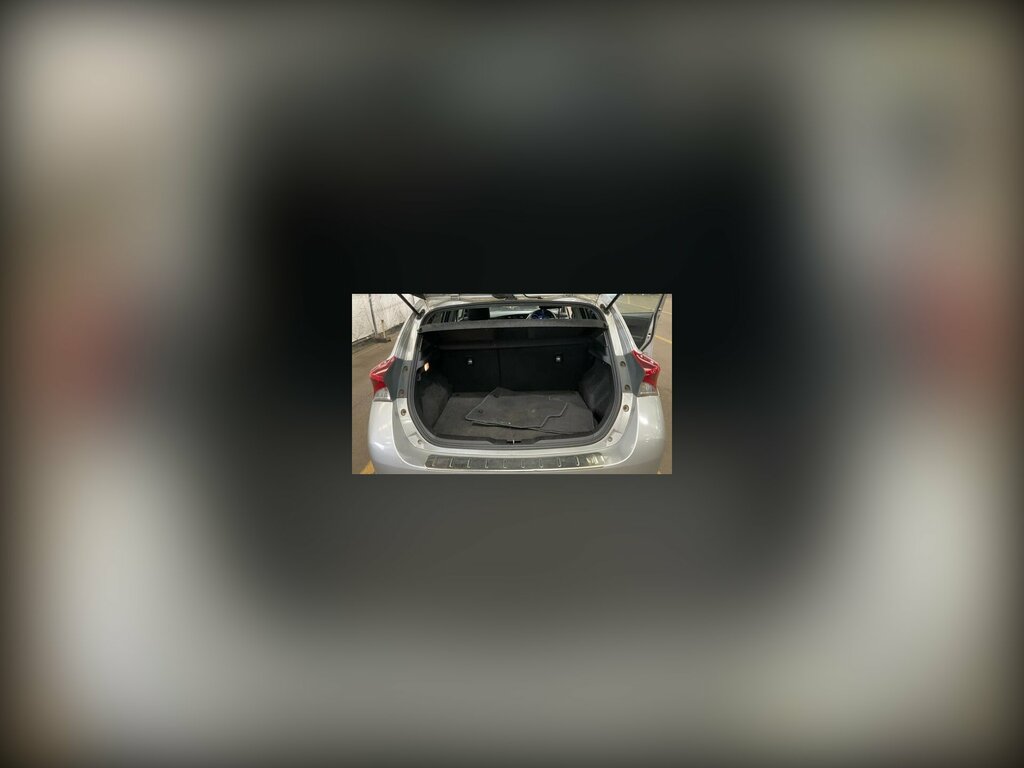 Toyota Auris 1.2 Vvt-i Design Euro 6 Ss Silver #4