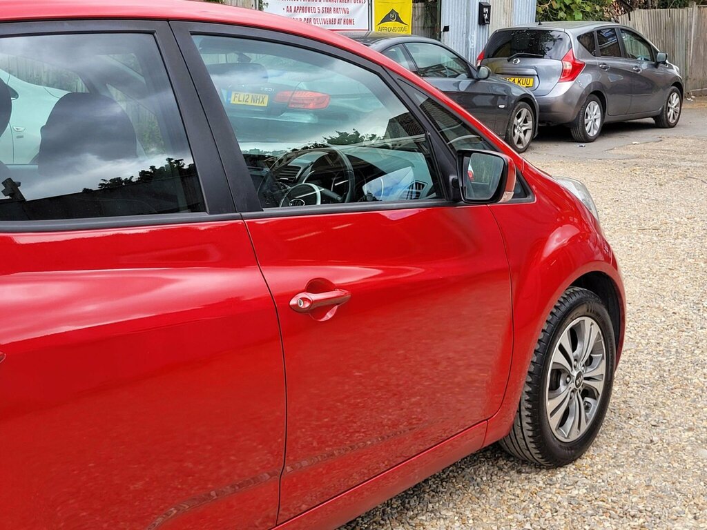 Kia Venga 1.6 3 Euro 6 KU17WUE Red #6