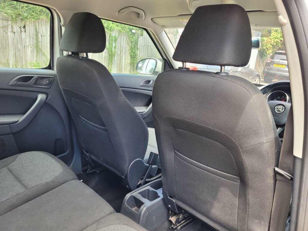 Skoda Yeti 2.0 Tdi Cr S 4X4 White #8