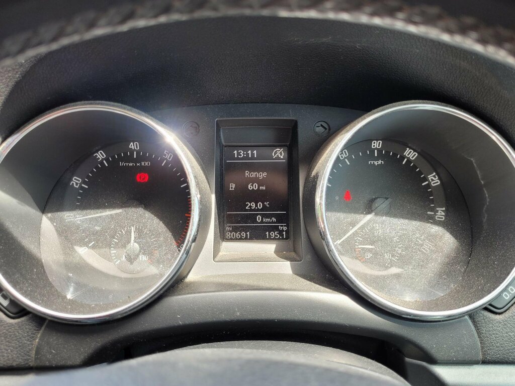 Skoda Yeti 2.0 Tdi Cr S 4X4 White #15