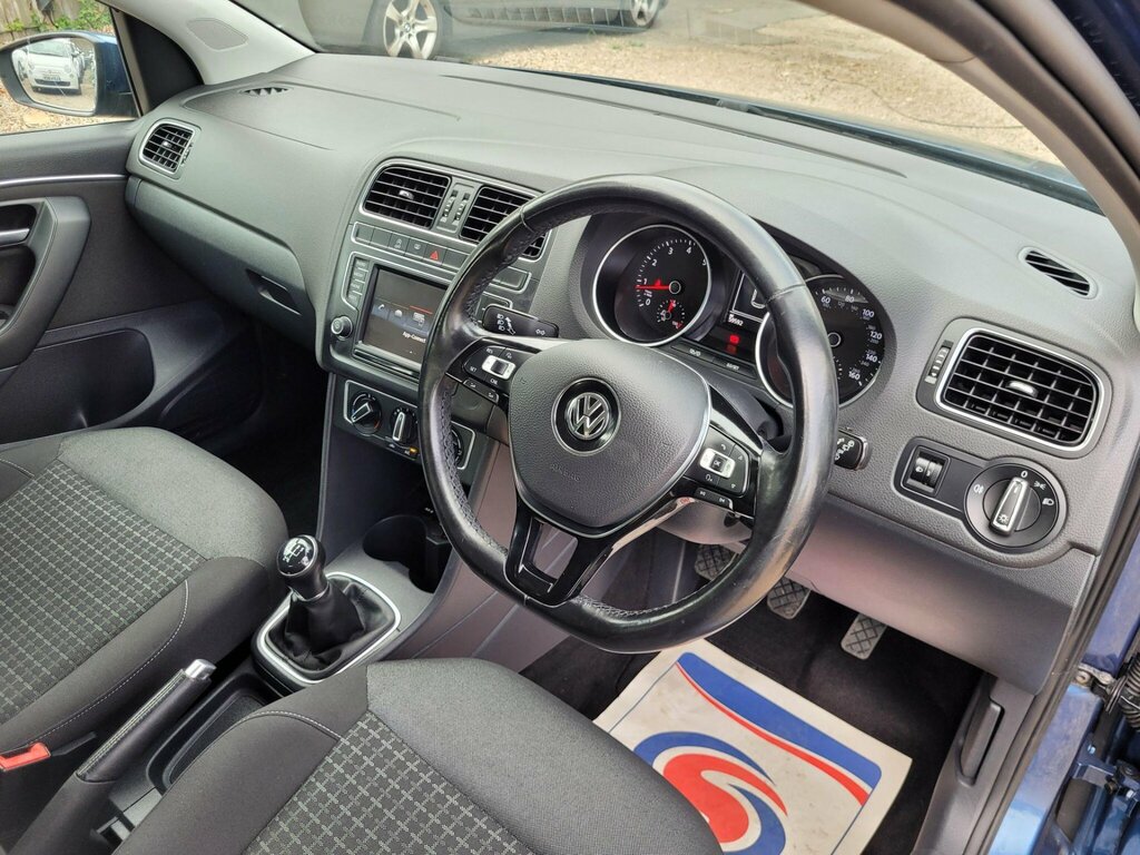 Volkswagen Polo 1.4 Tdi Bluemotion White #23