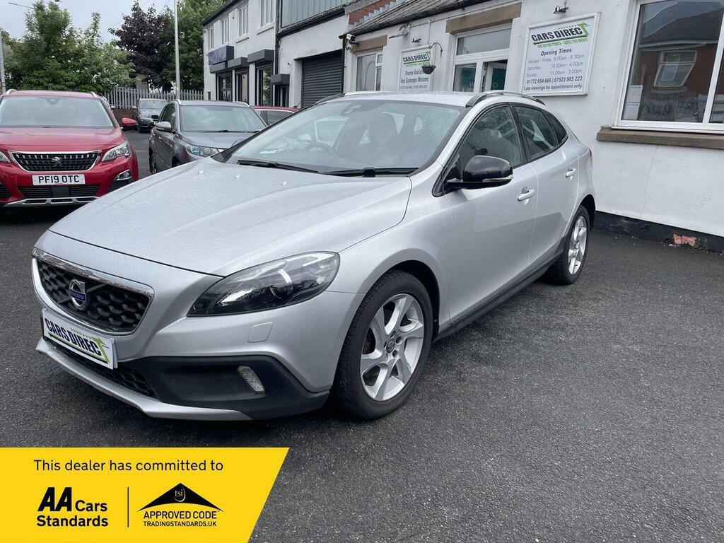 Volvo V40 Cross Country 1.6 D2 Lux Hatchback Silver