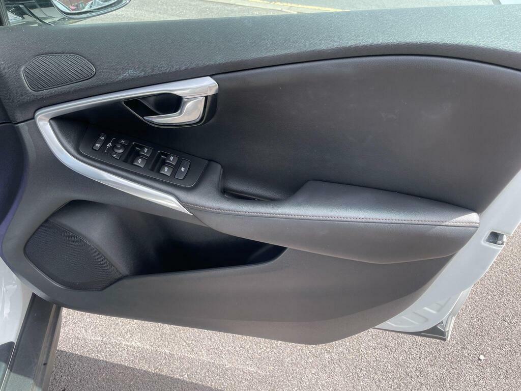 Volvo V40 Cross Country Cross Country Lux D2 Black #13
