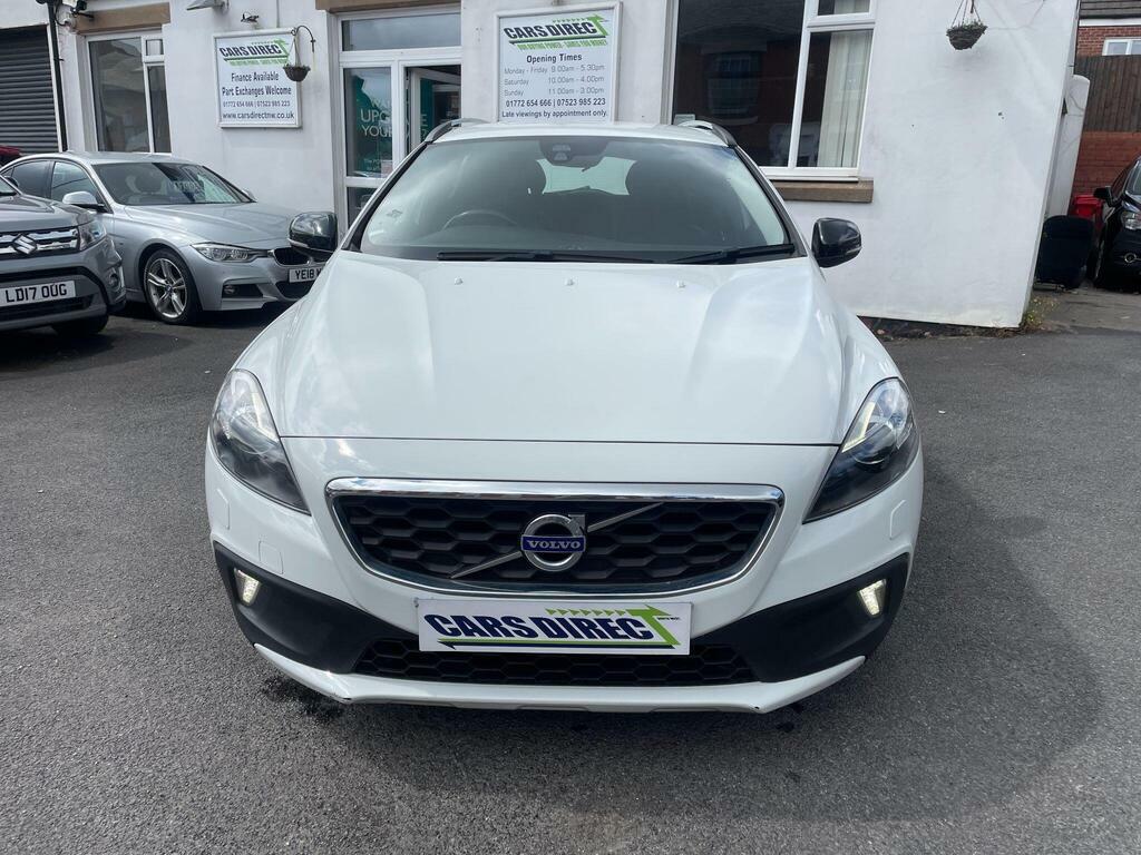Volvo V40 Cross Country Cross Country Lux D2 Black #2