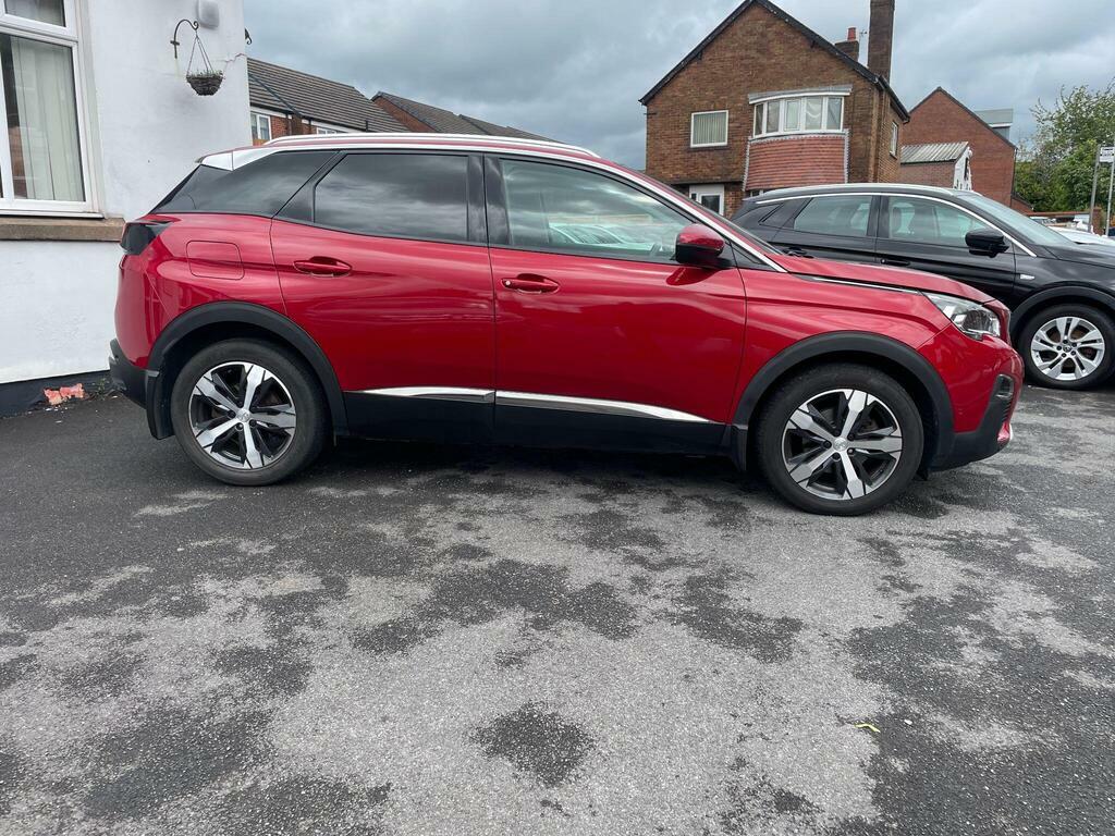 Peugeot 3008 1.2 Puretech Gpf Allure Suv PF19OTC Red #4