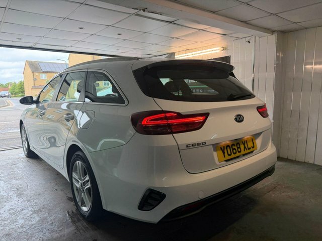 Kia Ceed 1.6 Crdi Eco 2 Sportswagon Euro 6 S S YO68XLJ White #6
