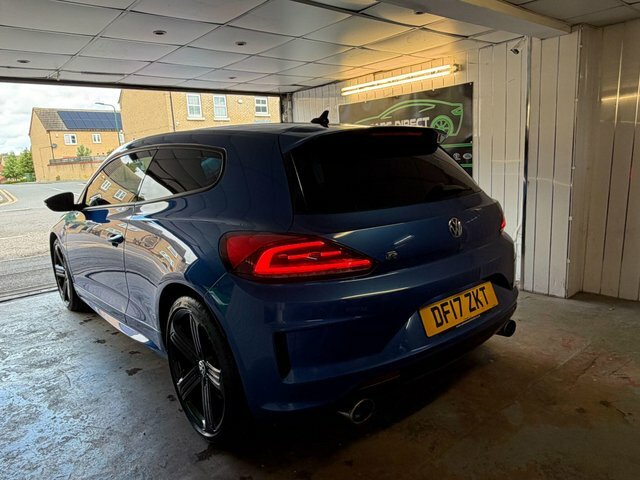 Volkswagen Scirocco 1.4 Tsi Bluemotion Tech Gt White #7