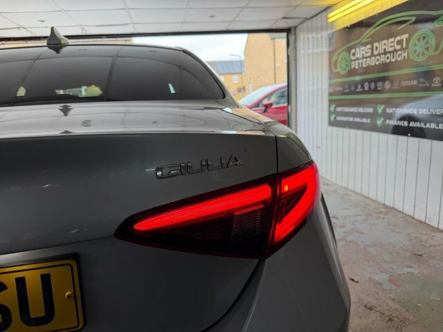 Alfa Romeo Giulia Saloon Blue #9