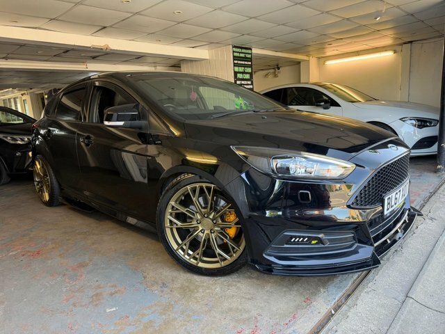 Ford Focus 2.0T Ecoboost St-3 Euro 6 S S Black
