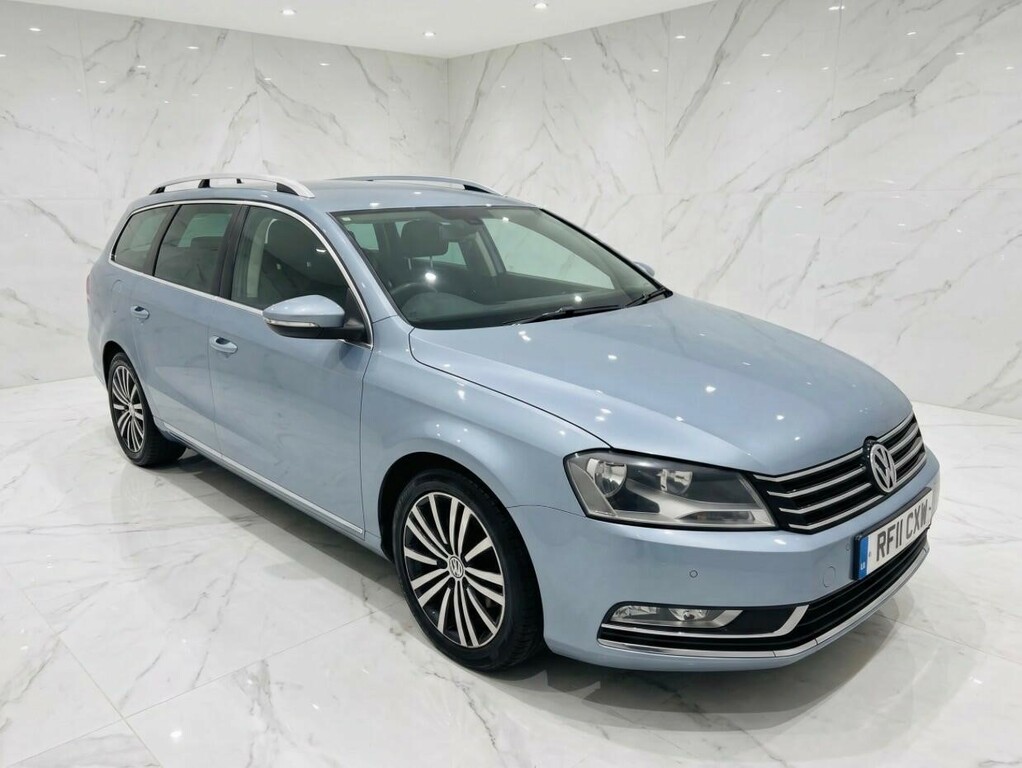 Volkswagen Passat 1.6Tdi 105Ps Se Bluemotion Grey #1