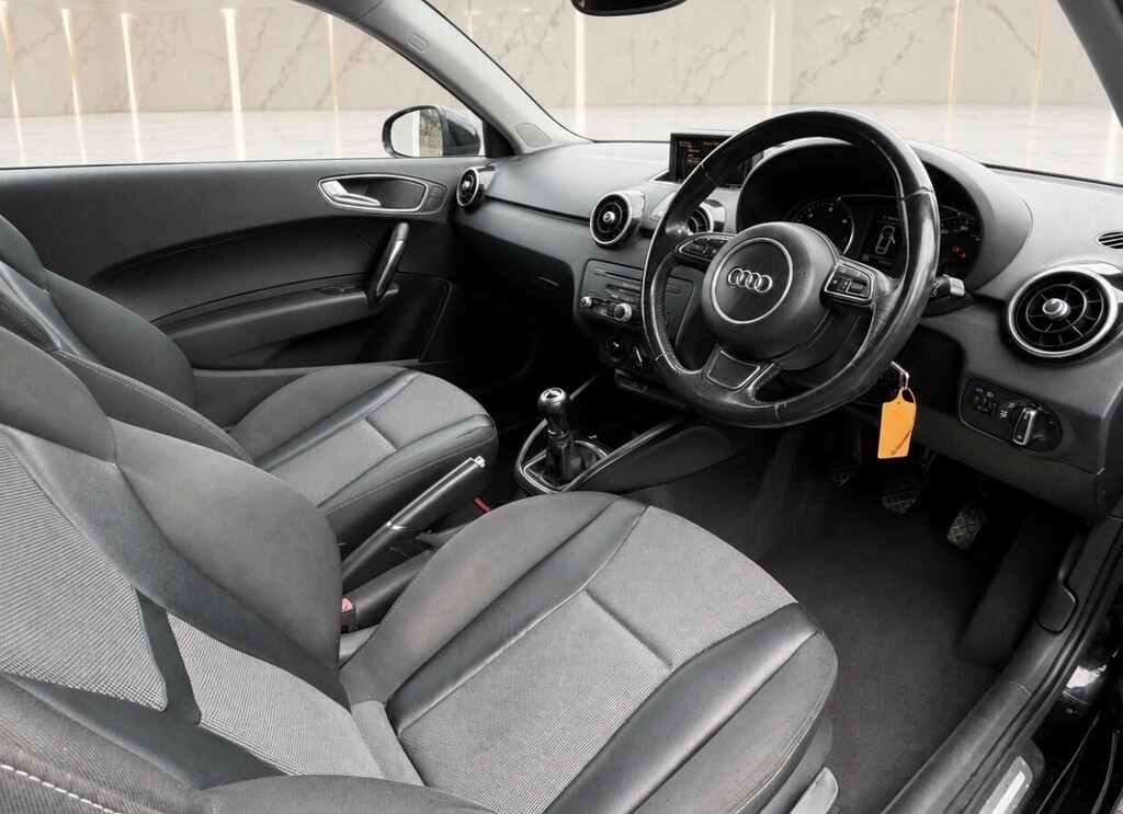 Audi A1 1.4 Tfsi Sport Sportback Euro 5 Ss Silver #8