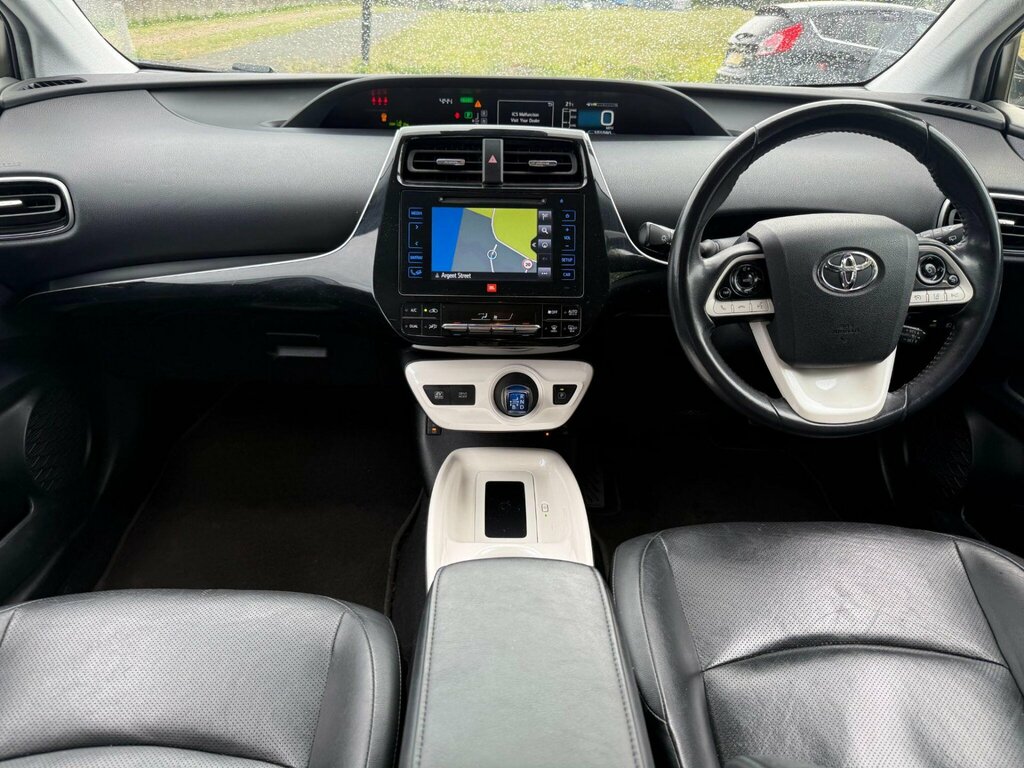 Toyota Prius 1.8 Vvt-h Excel Cvt Euro 6 Ss 15In Alloy Silver
