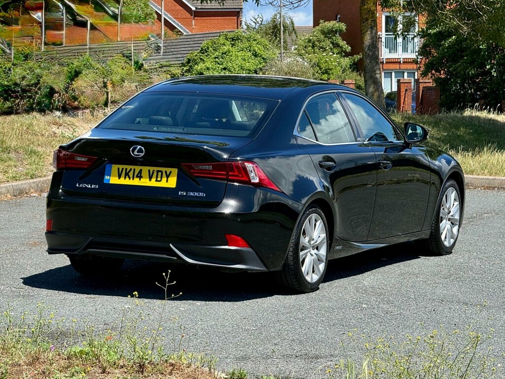 Lexus IS 2.5 300H Luxury Saloon Hybrid E-cvt Eur Black #3