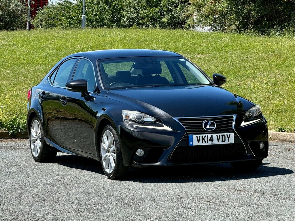 Lexus IS 2.5 300H Luxury Saloon Hybrid E-cvt Eur Black