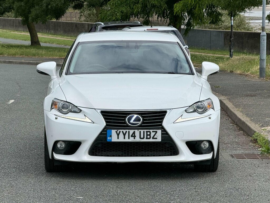 Lexus IS 2.5 300H Executive Edition Saloon Hybri White #3