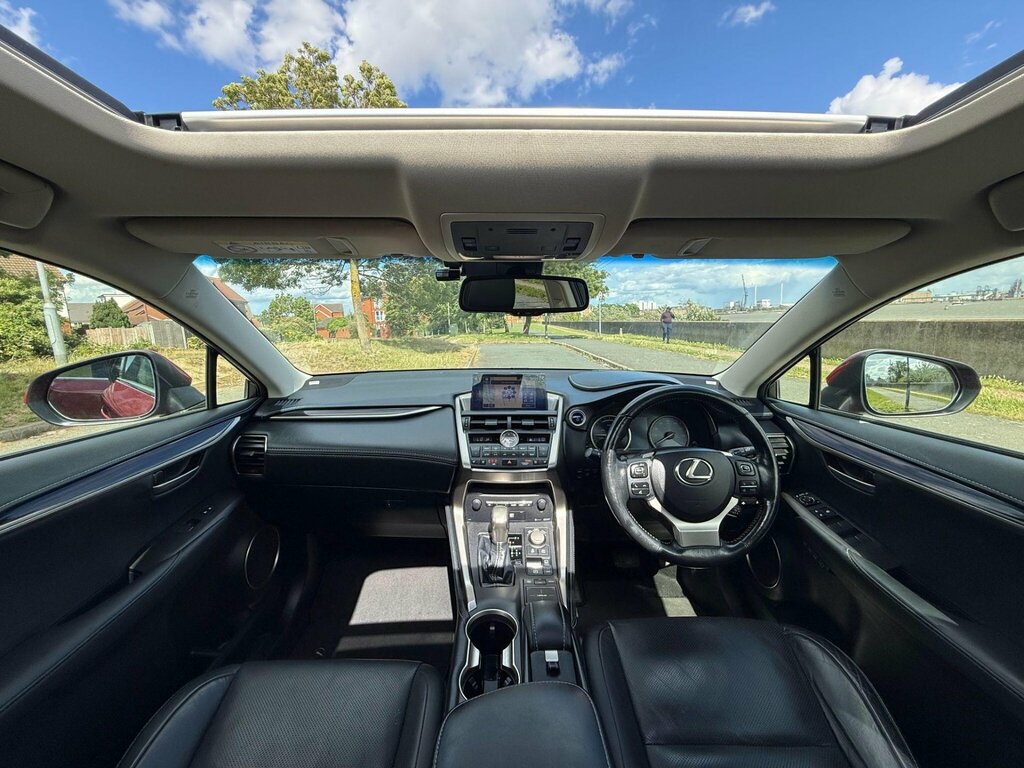 Lexus NX 2.5 300H Premier Suv Hybrid E-cvt 4Wd E Red