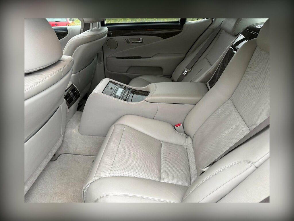Lexus LS L Grey #10