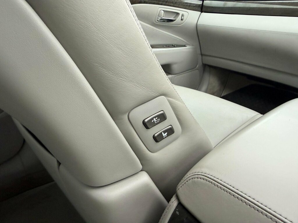 Lexus LS L Grey #15
