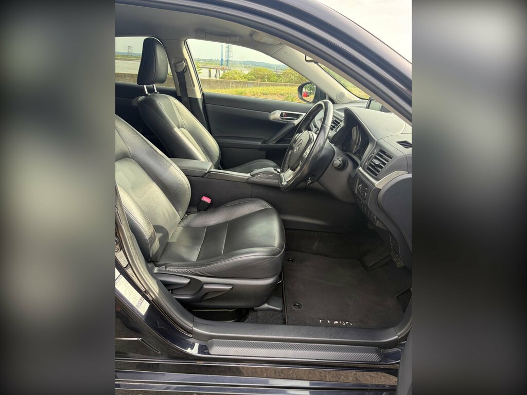 Lexus CT 1.8 200H Se-l Cvt Silver #12