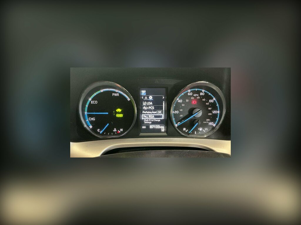 Toyota Rav 4 Suv White #7