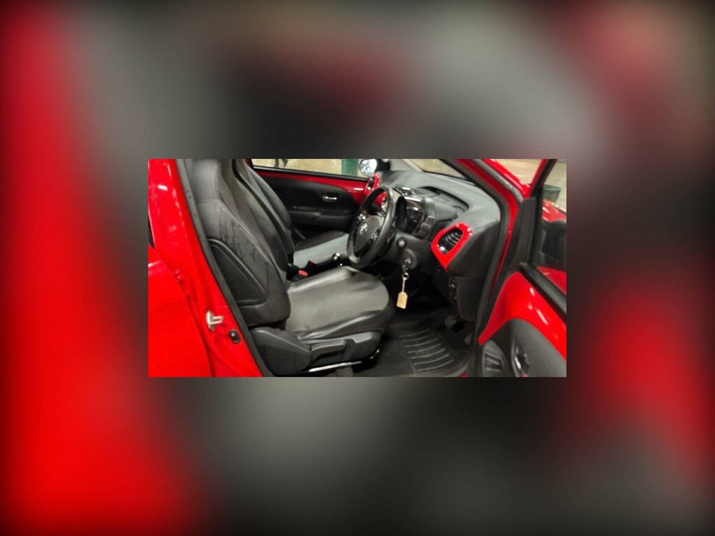 Toyota Aygo 1.0 Vvt-i X-pression X-shift Euro 6 Red