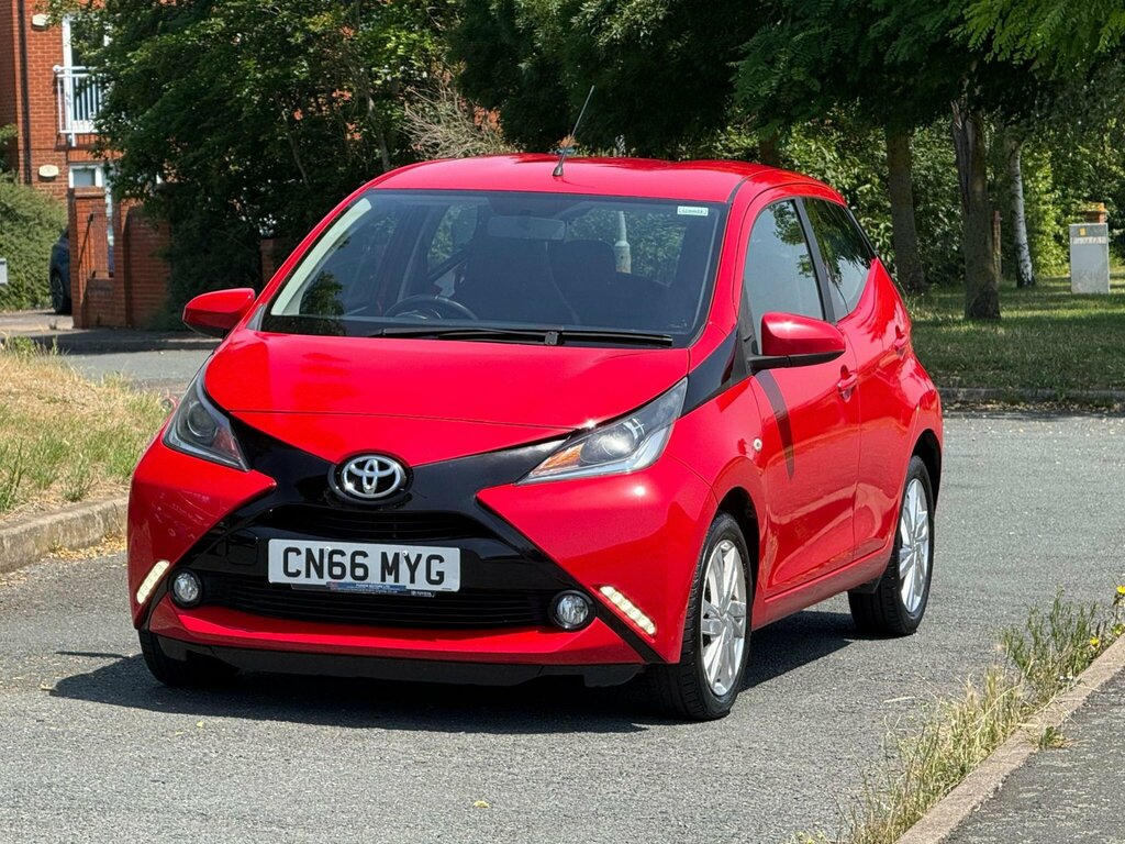Toyota Aygo 1.0 Vvt-i X-pression X-shift Euro 6 CN66MYG Red #6