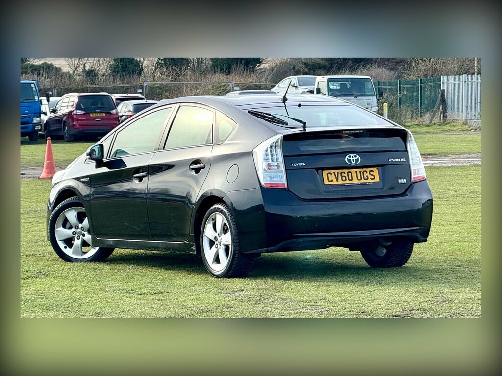 Toyota Prius 1.8 Vvt-h T Spirit Cvt Euro 5 Ss Black #4