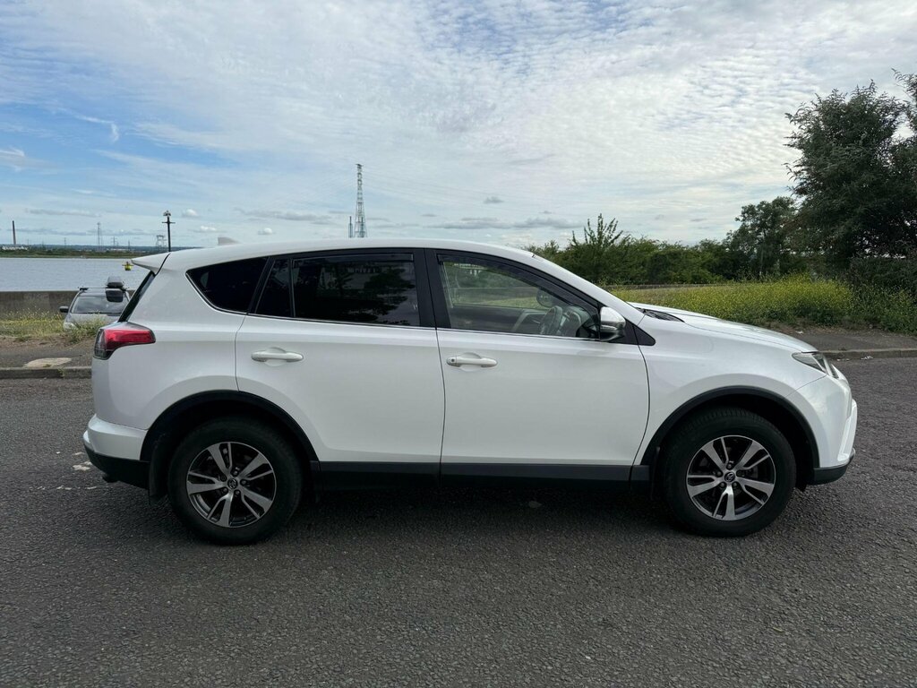 Toyota Rav 4 Rav4 Excel Hev Cvt White #7