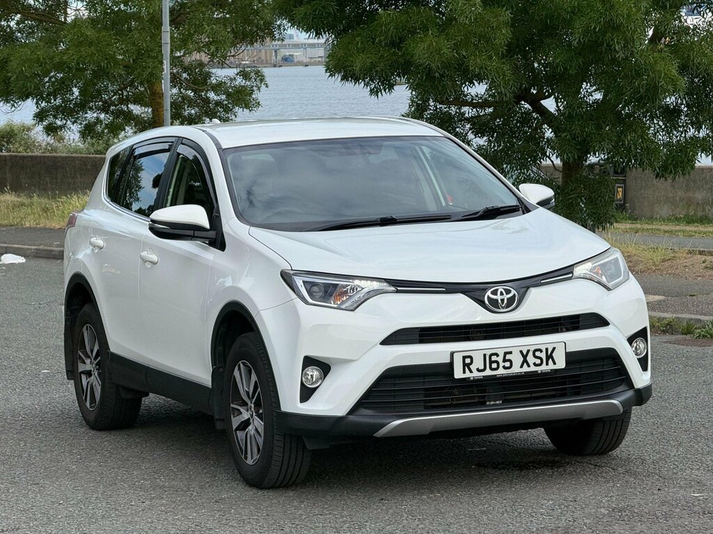 Toyota Rav 4 2.0 D-4d Business Edition Euro 6 Ss White