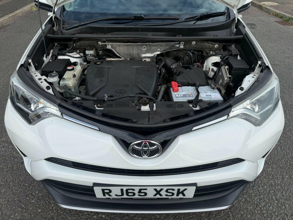 Toyota Rav 4 Rav4 Excel Hev Cvt White #18