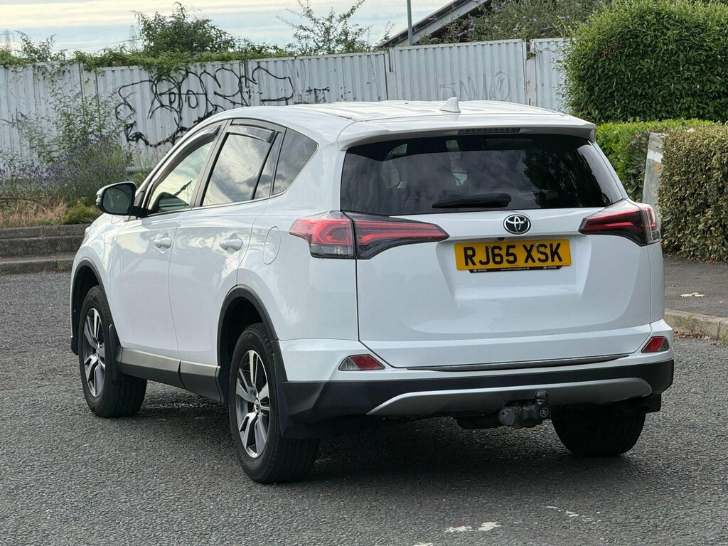 Toyota Rav 4 2.0 D-4d Business Edition Euro 6 Ss White #4