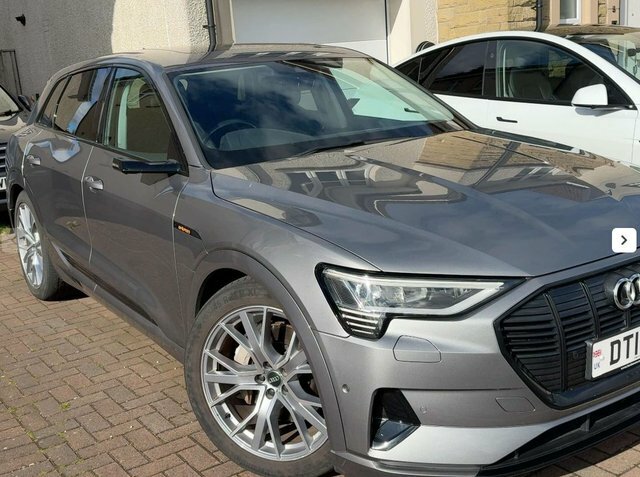 Audi E-tron Launch Edition Suv Grey