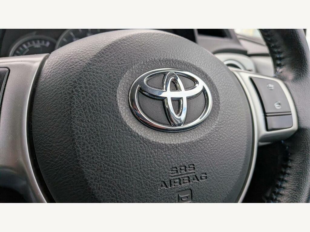 Toyota Yaris Hatchback Black #27