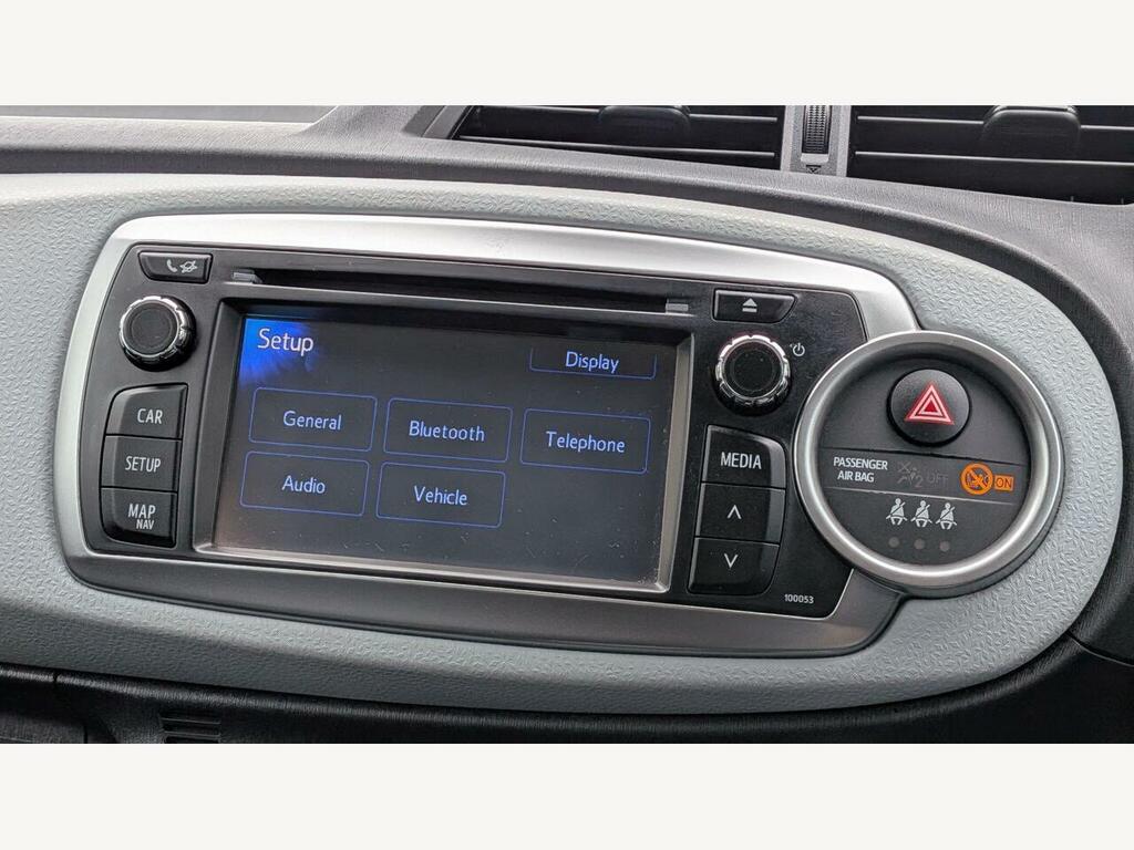Toyota Yaris Hatchback Black #40